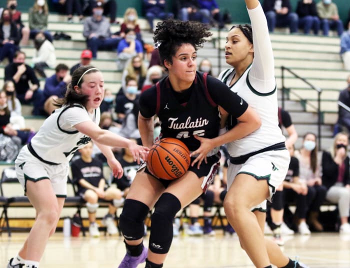 Tualatin.Tigard.girls-basketball.Dan-Brood.15